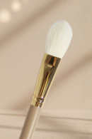 pędzel do pudru pod oczy